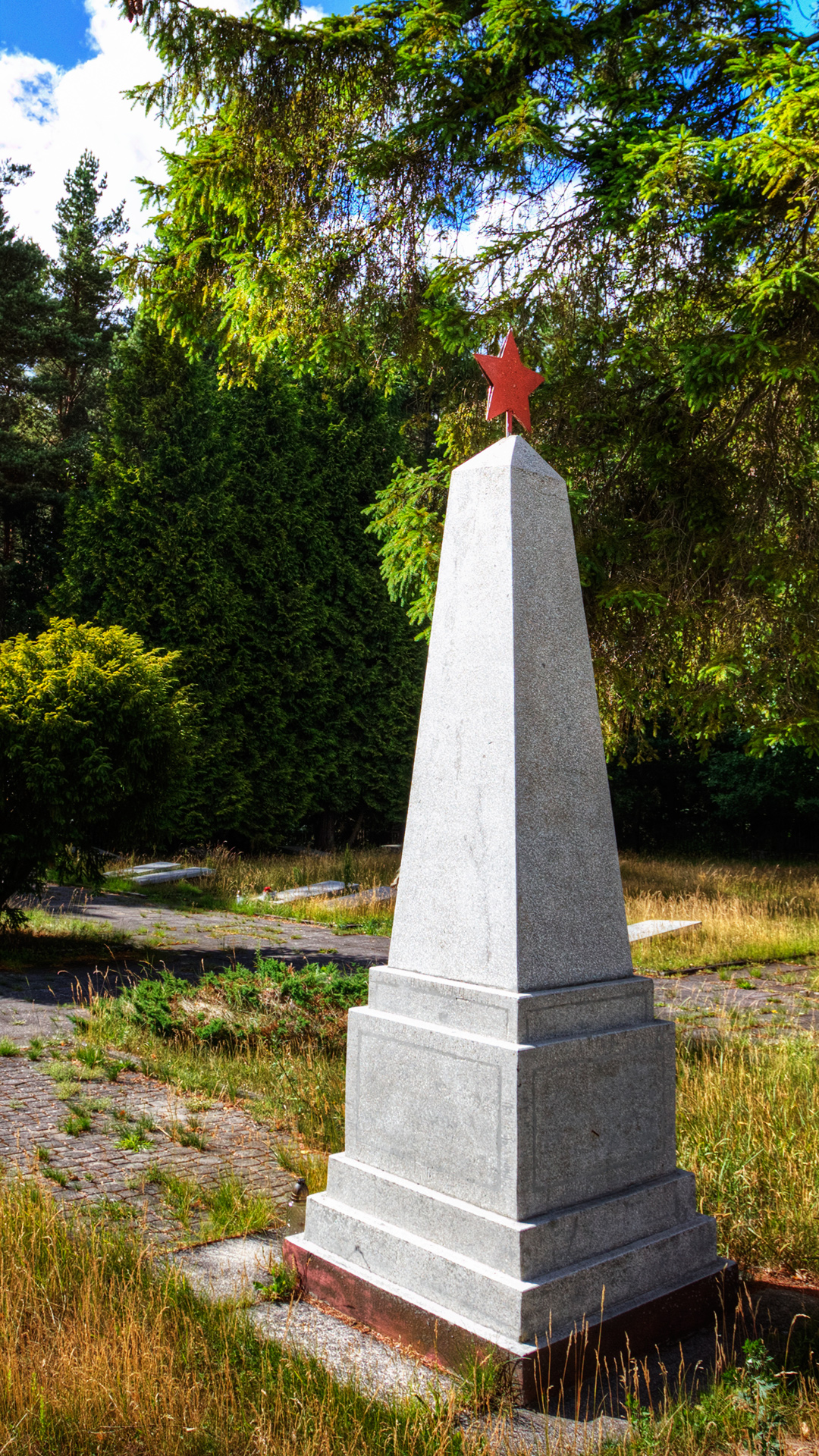 Bojano-Głodowo cmentarz radziecki